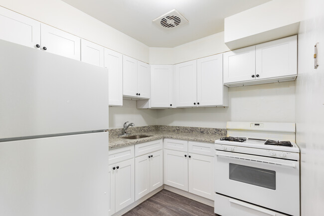 Hilltop Gardens - Hilltop Gardens Apartamentos