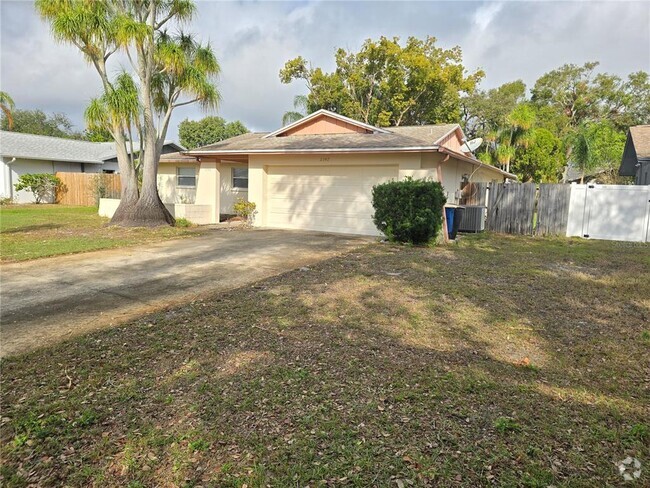 Building Photo - 2342 Willow Tree Trail Rental