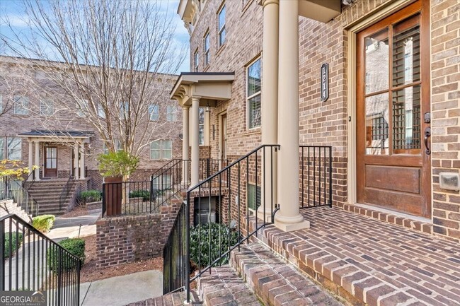 Photo - 1214 Virginia Ct Townhome