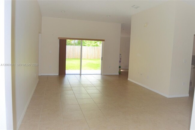 Photo - 1855 NE 36th Ave