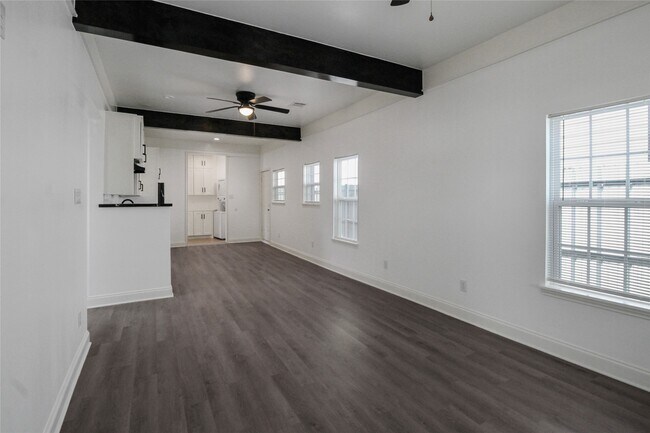 Photo - 531 N Estelle St