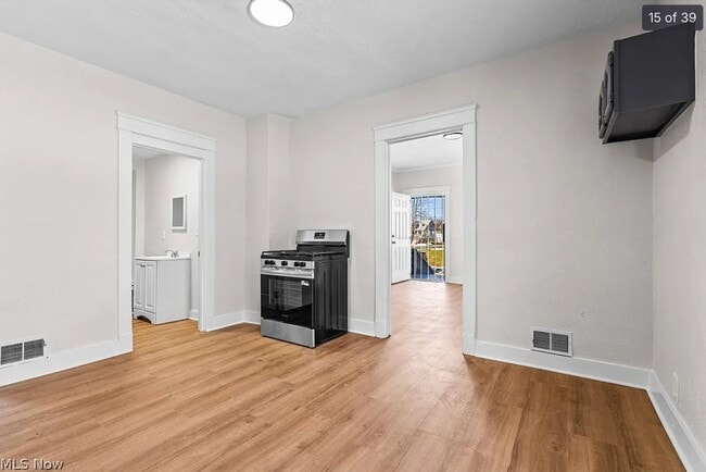 Photo - 13612 Durkee Ave Unit APT 2
