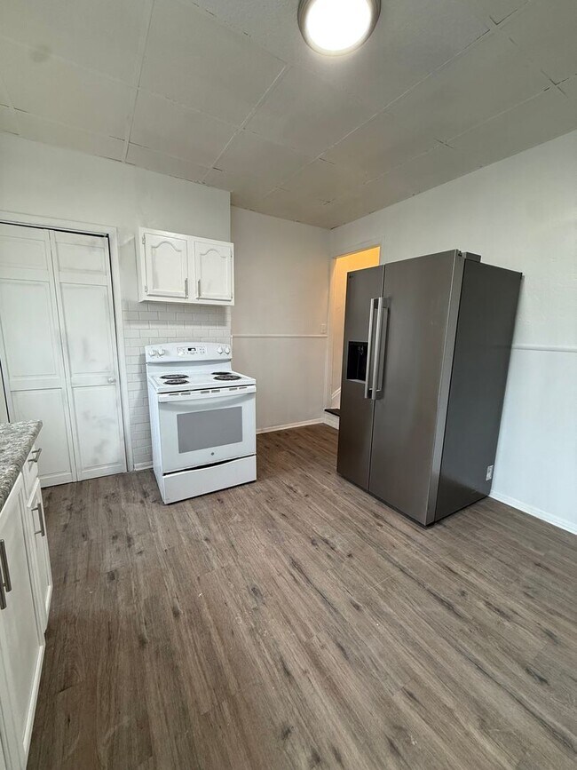 Photo - Brighton Heights 2-Bedroom Townhome – Quiet Living with Easy Downtown Access