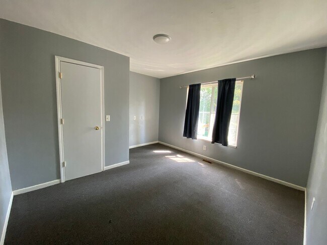 Photo - 1113 Kimbark Ave
