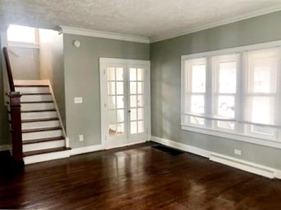 Photo - 647 Lincoln Ave NW