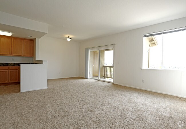 Valencia at Gale Ranch Apartments For Rent in San Ramon