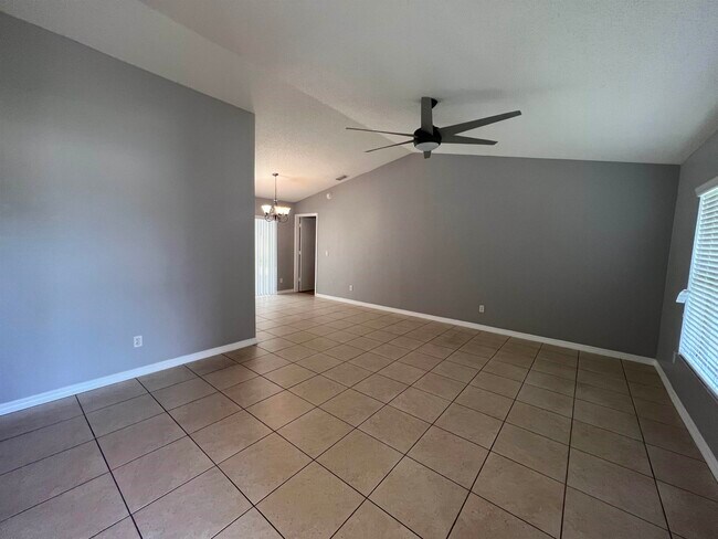 Photo - 5165 Formby Dr