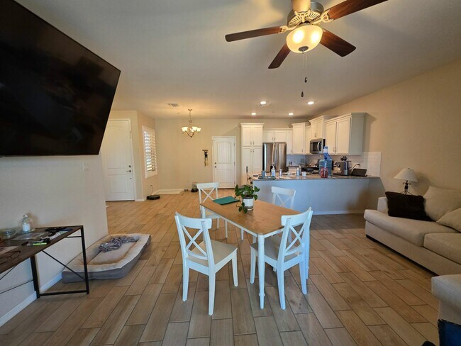 Photo - 6090 E Overlook Ln