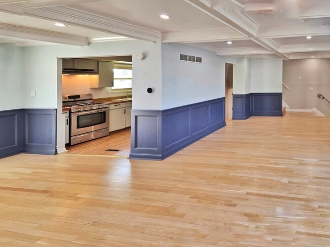 Photo - 15251 Colina Ave