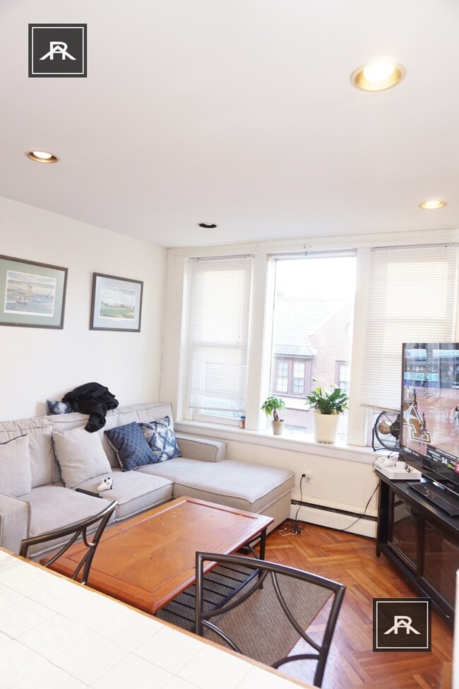 Photo - 11 Aberdeen St Unit 3