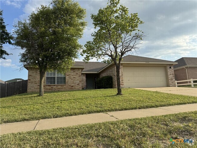 Building Photo - 2806 Maria Dr Rental