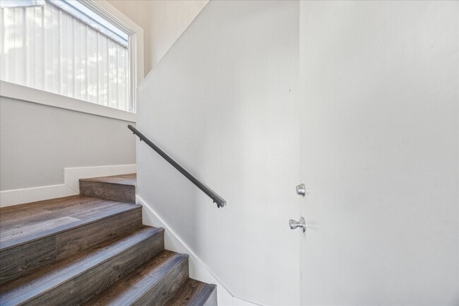 Photo - 1919 Missouri St