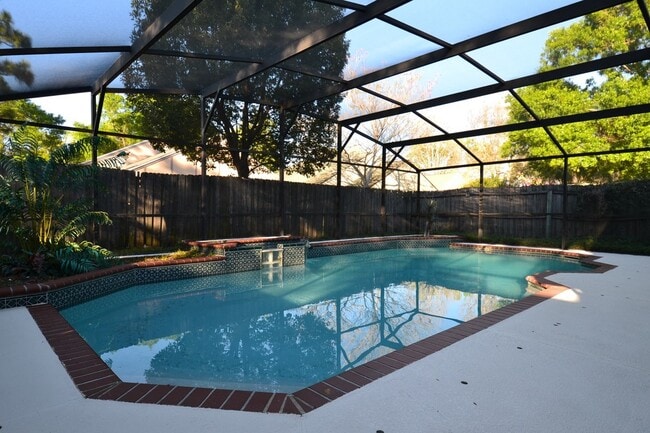 Photo - Gorgeous fully upgraded pool home in Ovied...