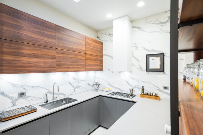 Photo - 1545 N Larrabee St Unidad 3N