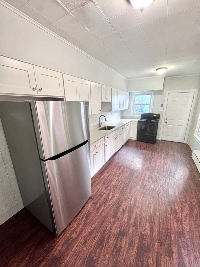 Photo - FIVE BEDROOM Home