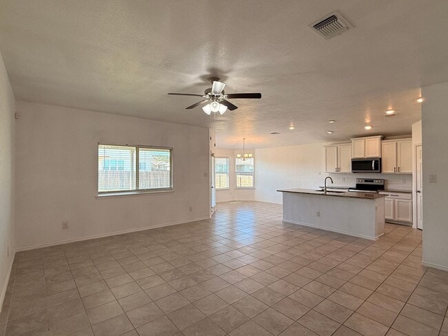 Photo - NEW IN MANAGEMENT - AVAILABLE NOW!