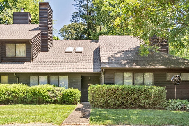 Building Photo - 1543 Birnam Dr Rental