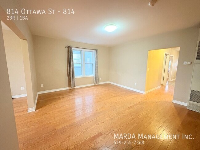 Photo - COZY 2 BED/ 1BATH - IN WALKERVILLE - PLUS HYDRO & GAS! Unit 814
