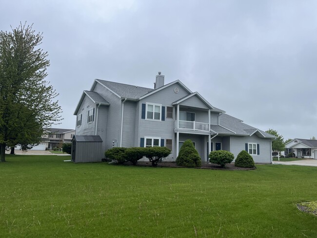 Photo - 280 S Lar-Ann St