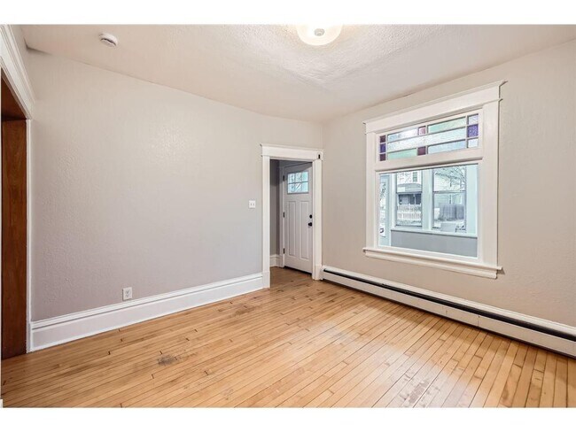 Photo - 1156 Marion St