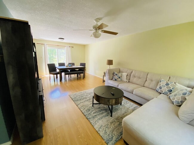 Photo - 2249 S Sweetbriar Ct