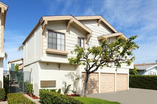 4546 & 4554 34th Street