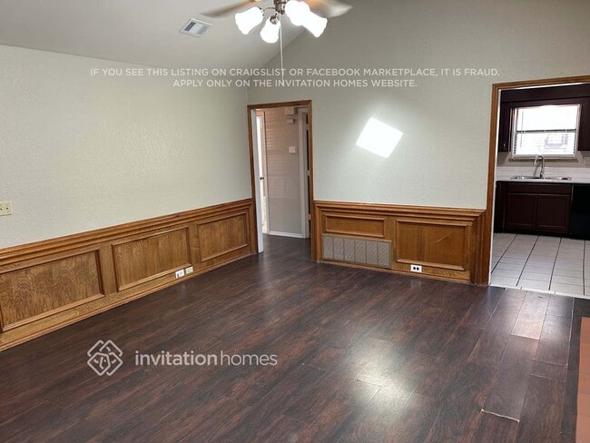 Photo - 316 N La Quinta Cir