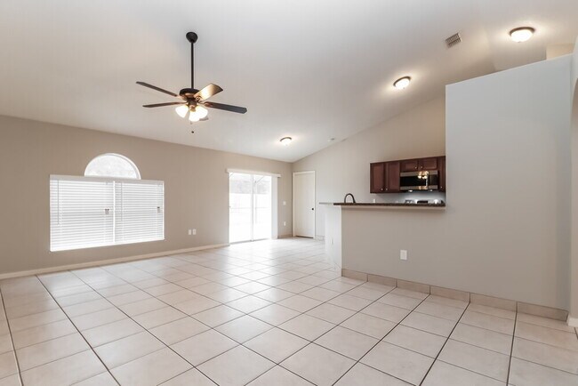 Photo - 1932 Peridot Cir