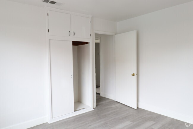 Building Photo - 11271 Wright Rd Rental
