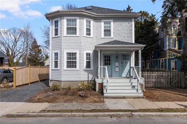 Building Photo - 58 Gibbs Ave Unit 2