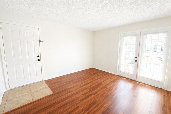 Photo - 2550 N Alafaya Trail Unit 2550 N. Alafaya Trl  10206