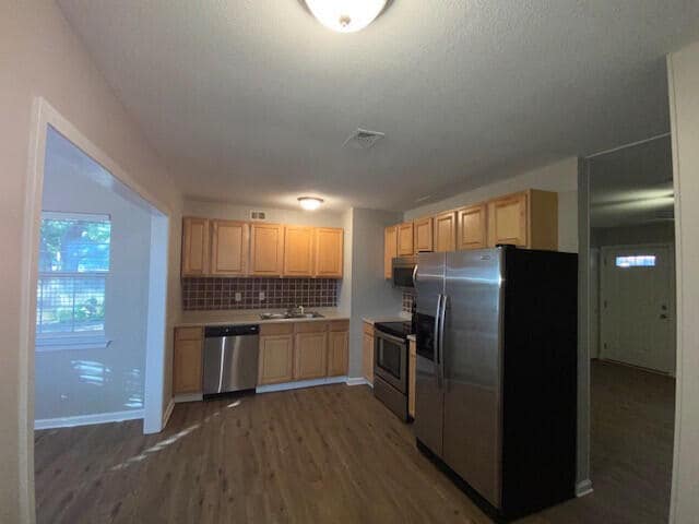 Photo - 208 20th St