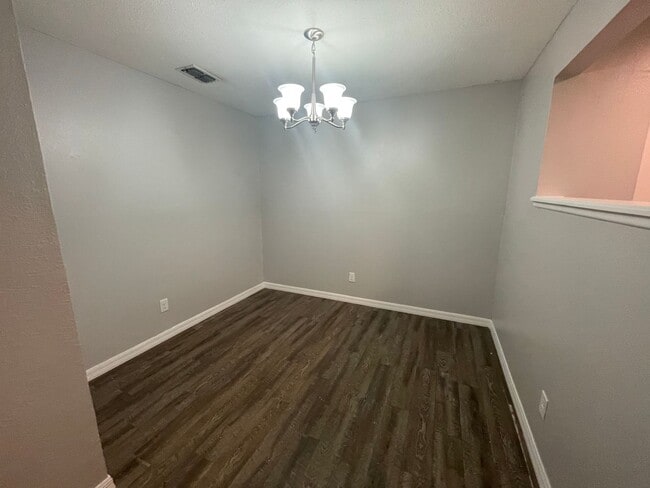 Photo - Cozy & Convenient – 2 Bedroom Home in Ocala