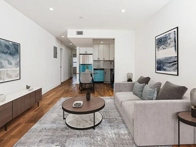 Photo - 218-36 133rd Rd