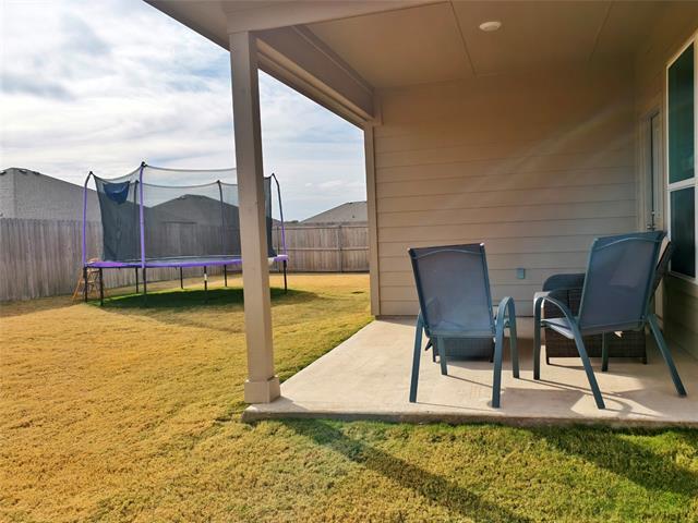 Photo - 2401 Continental Ave