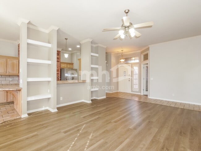 Photo - 17533 Zinc Dr