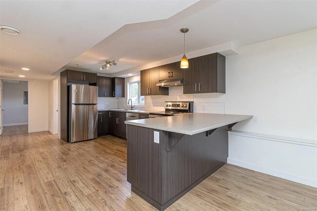 Photo - 5235 Miller Rd