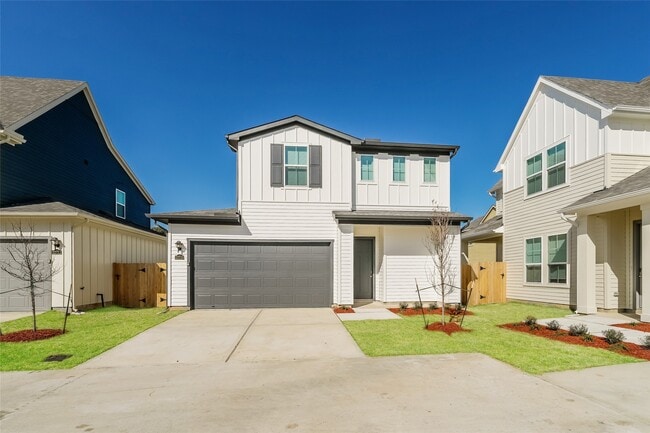 Building Photo - 22710 Terrazzo Dr