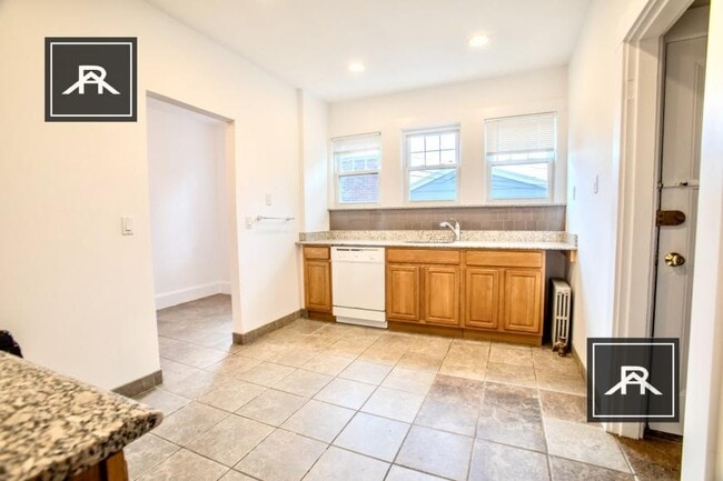 Photo - 3 bedroom in Brighton MA 02135 Unit 1