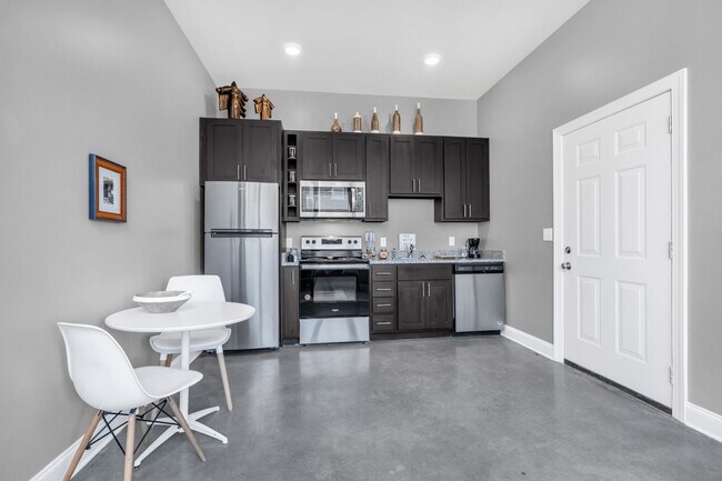 Bailey Row - 2105
