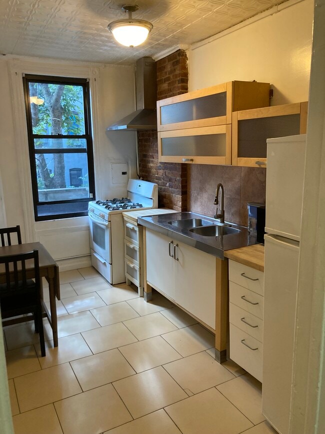 Photo - 522 W 153rd St Unit Apt. 2