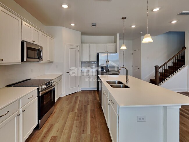 Photo - 214 Argea Dr