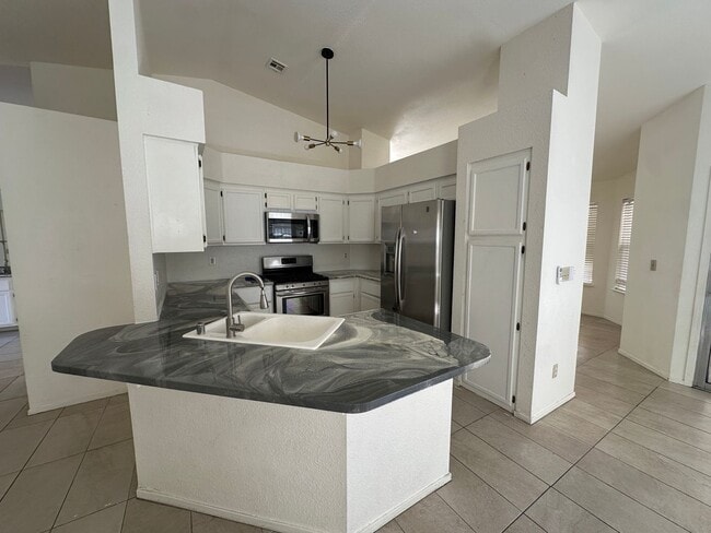 Photo - Great location. 4 bedroom single story Las Vegas home for rent.