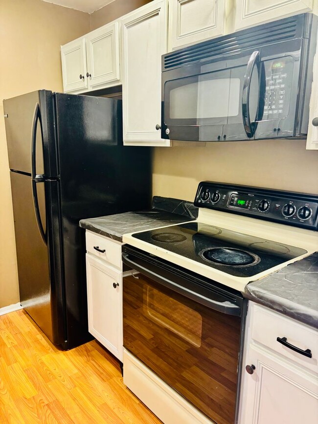 Photo - 20 Dougherty Blvd