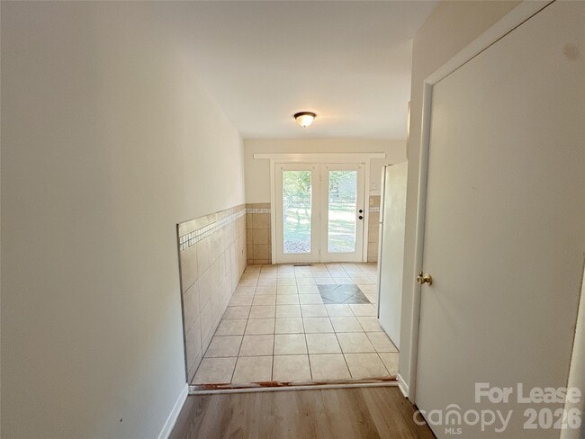 Photo - 5006 Malibu Dr