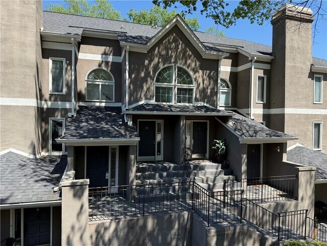 Building Photo - 17 St Claire Ln NE