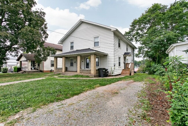 Building Photo - 104 Taylor Blvd