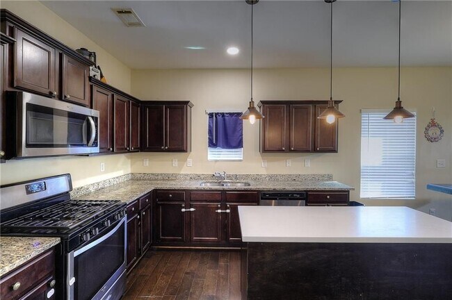 Photo - 1230 Dianne Dr