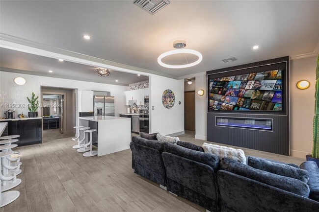 Photo - 1532 N Andrews Ave