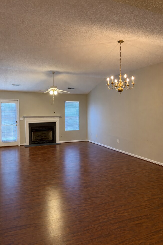 Photo - Charming 3 Bed 2 Bath in a gated community!!